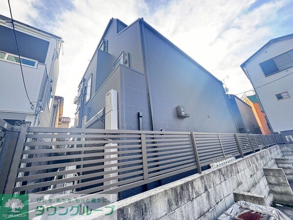 マーレ十条の物件外観写真